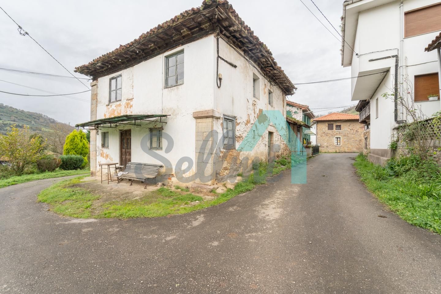 Vista exterior de Casa adosada en venda en Grado