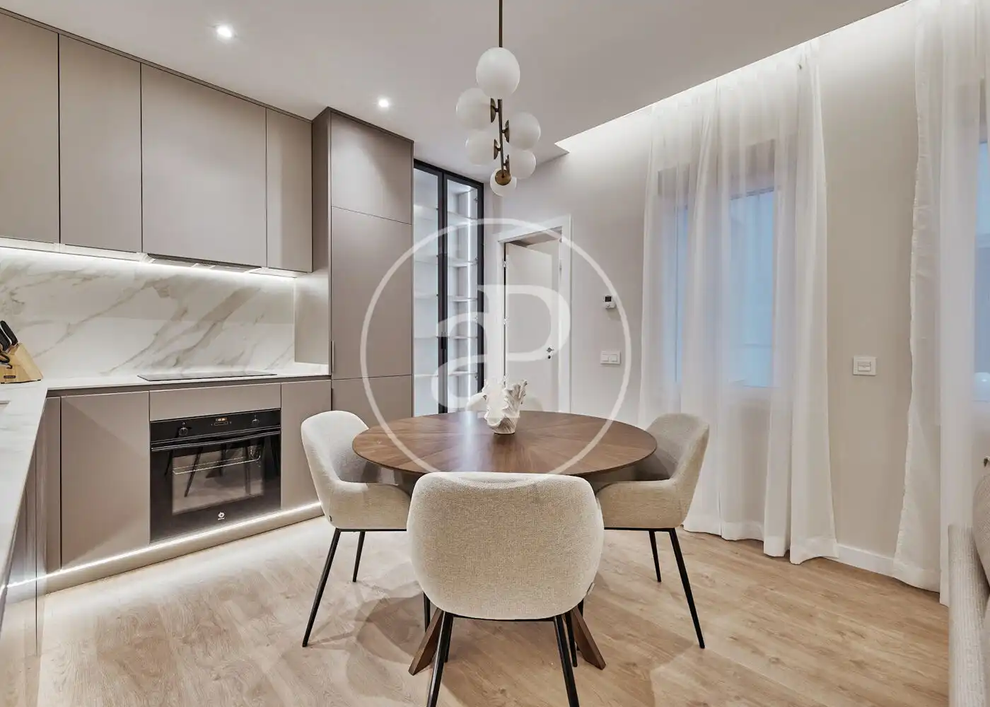 Comedor de Piso en venta en Madrid con Aire acondicionado, Calefacción y Amueblado