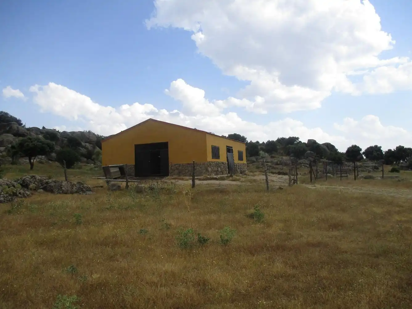 Vista exterior de Residencial en venta en Fresnedillas de la Oliva