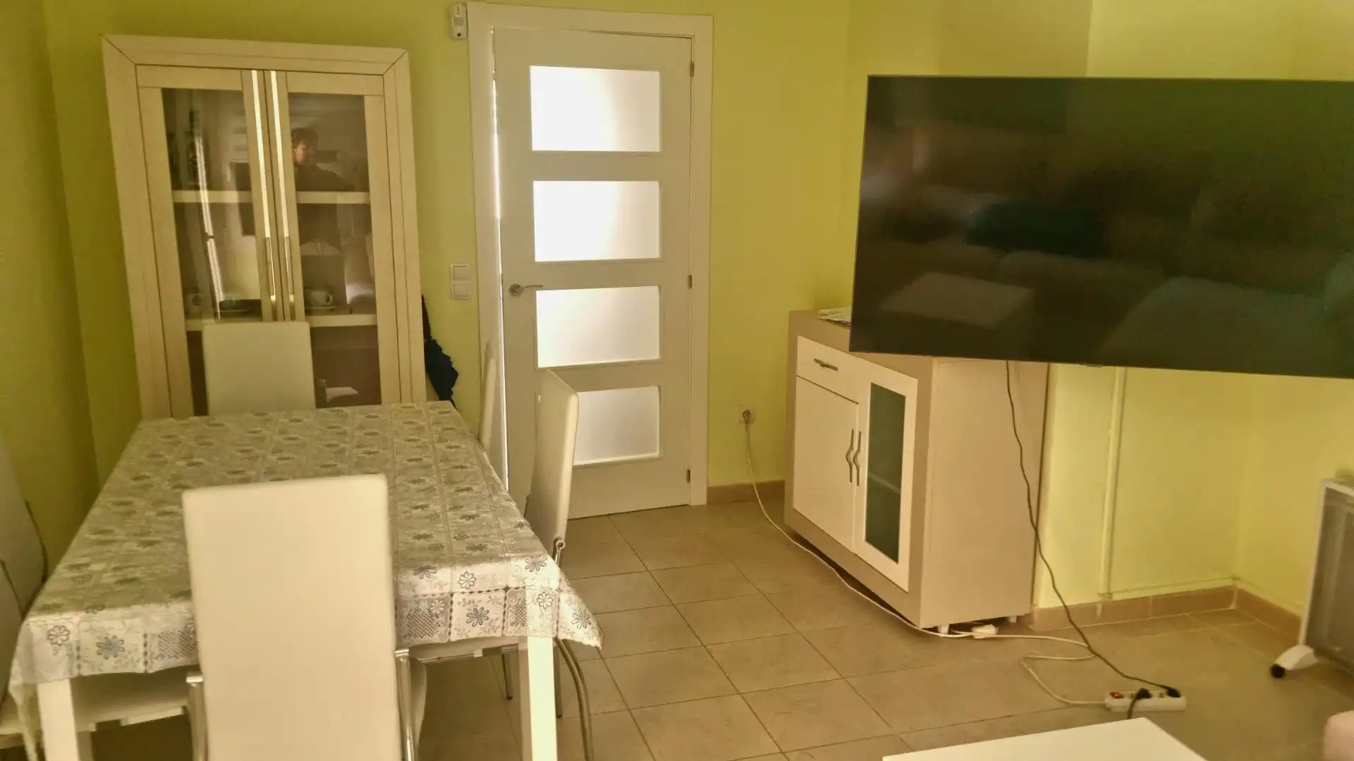 Cuina de Pis en venda en Reus amb Aire condicionat, Calefacció i Terrassa
