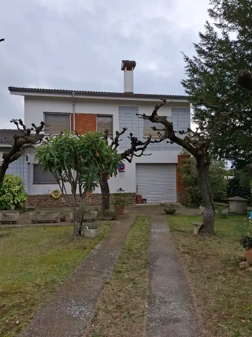 Vista exterior de Casa o xalet en venda en Olius amb Aire condicionat