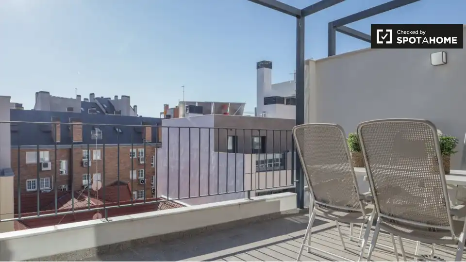 Appartamento con terrazza in affitto a Barrio de Salamanca, imagen 10
