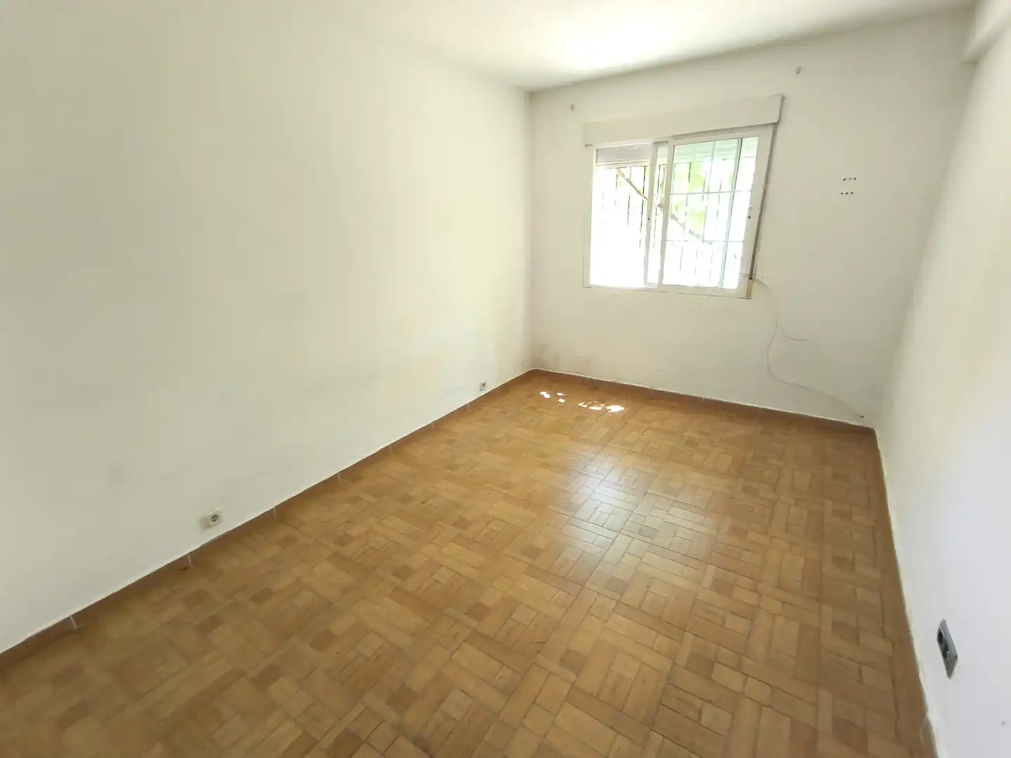 Villa con giardino in vendita a Avenida Nápoles, imagen 11