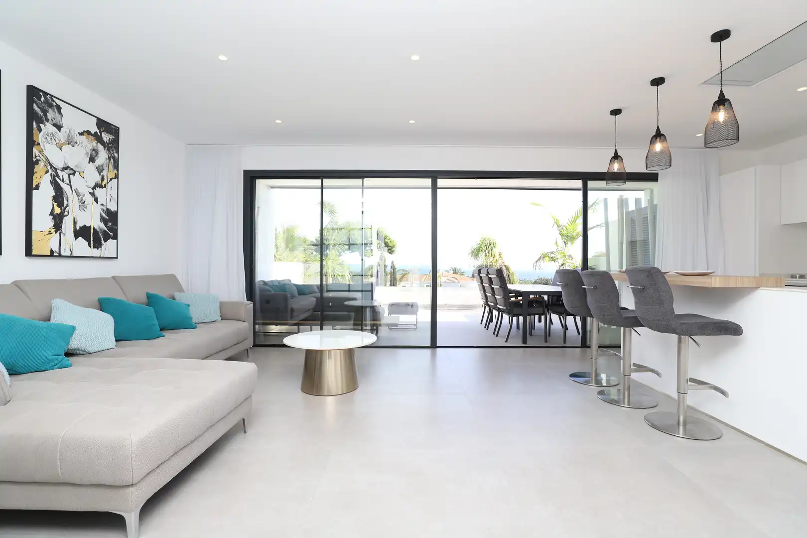 Sala de estar de Apartamento en venta en Estepona con Aire acondicionado, Calefacción y Terraza