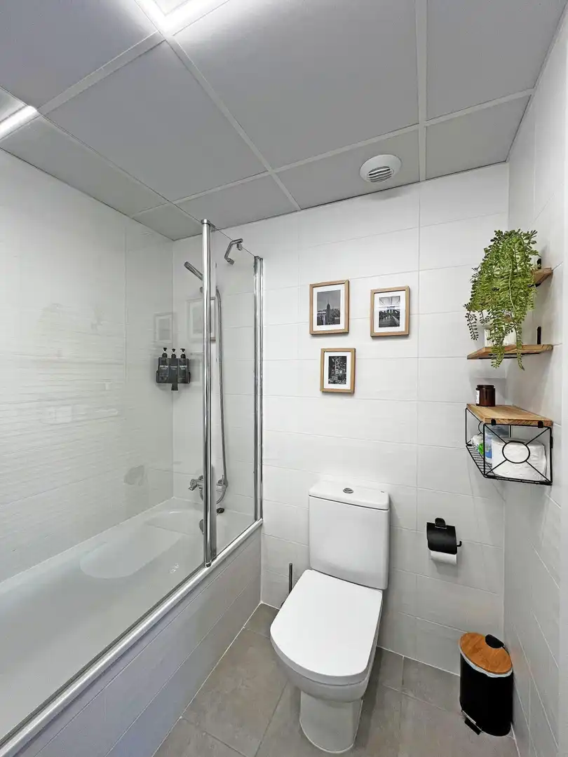 Baño de Apartamento en venta en Valencia con Calefacción, Jardín privado y Terraza