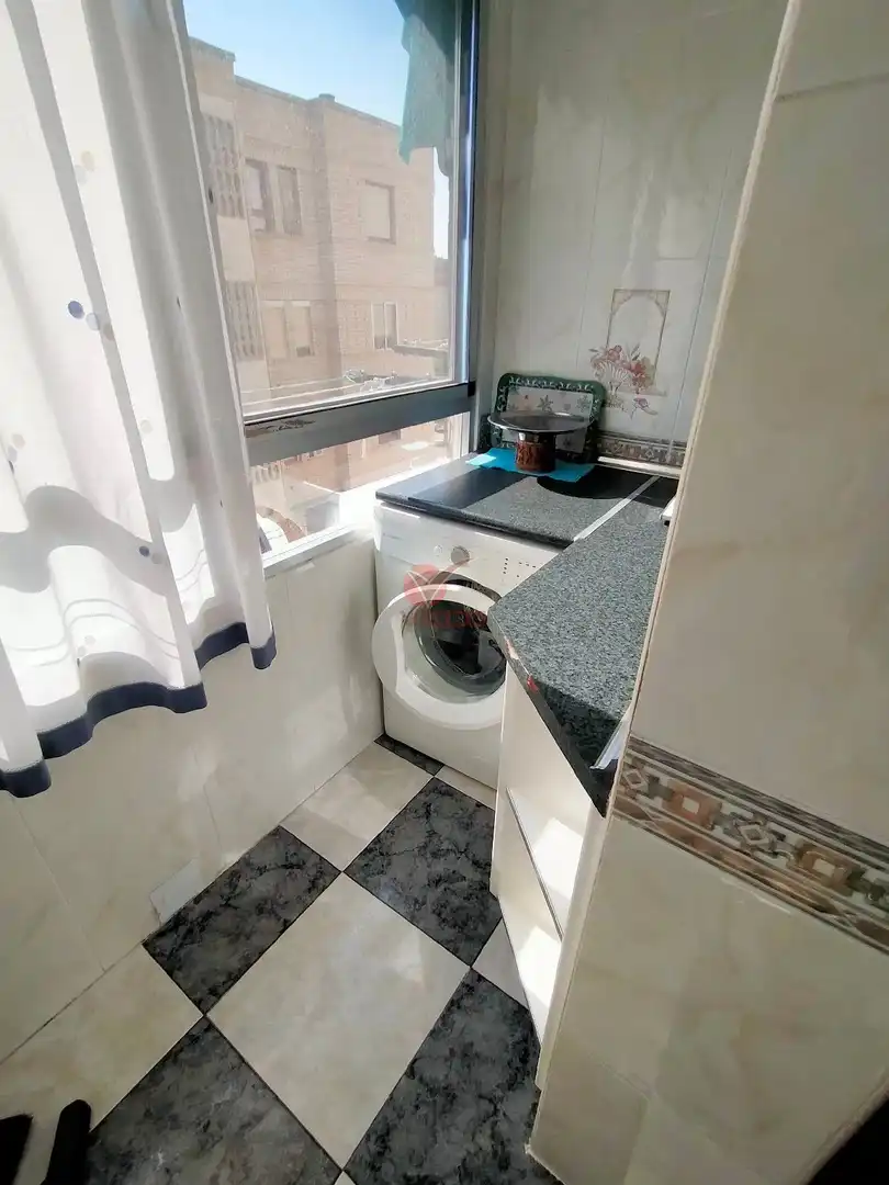 Küche von Wohnung zur Miete in Cuenca mit Heizung, Terrasse und Möbliert