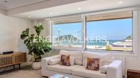 Living room of Apartment for sale in Donostia - San Sebastián   with Air Conditioner, Heating and Parquet flooring