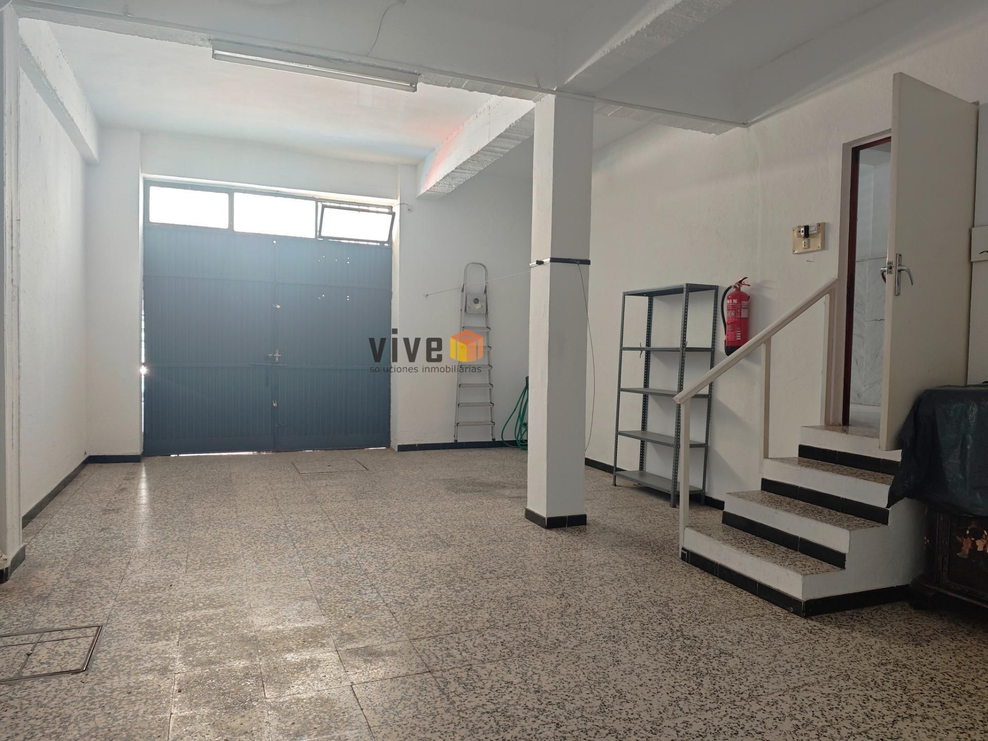 Single-family semi-detached for sale in  Sevilla Capital  with Air Conditioner, Heating and Terrace