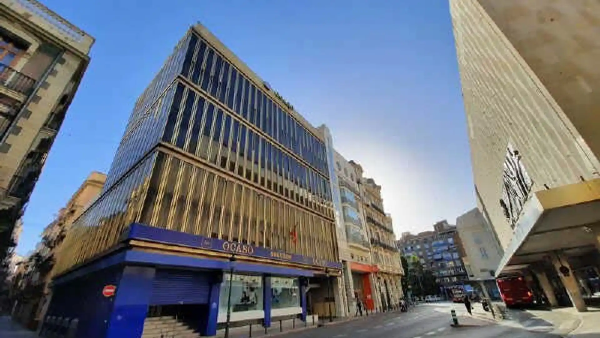 Vista exterior de Oficina de alquiler en  Valencia Capital con Aire acondicionado