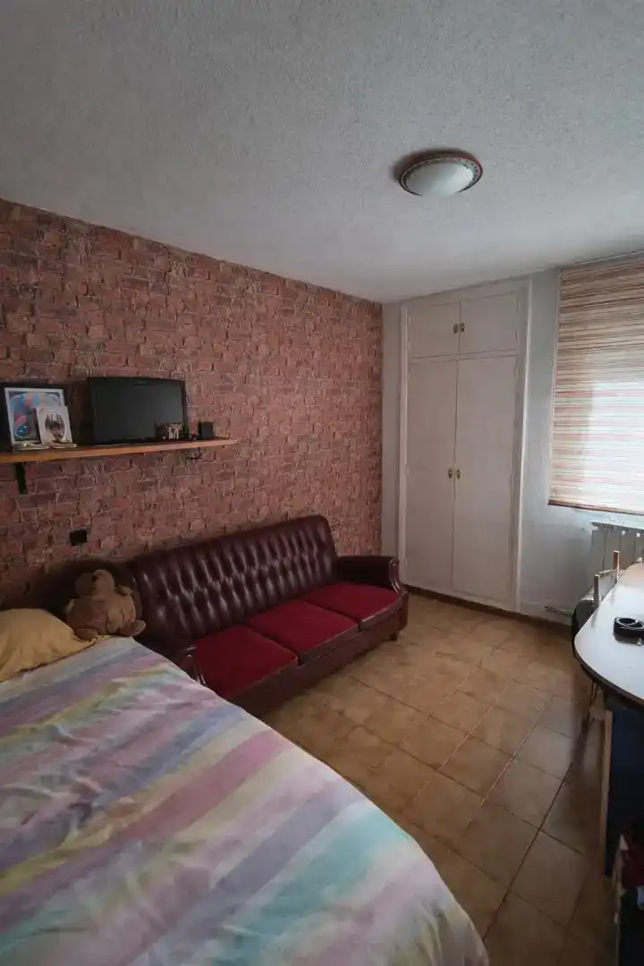 Dormitori de Casa o xalet en venda en Moralzarzal amb Jardí privat, Traster i Piscina