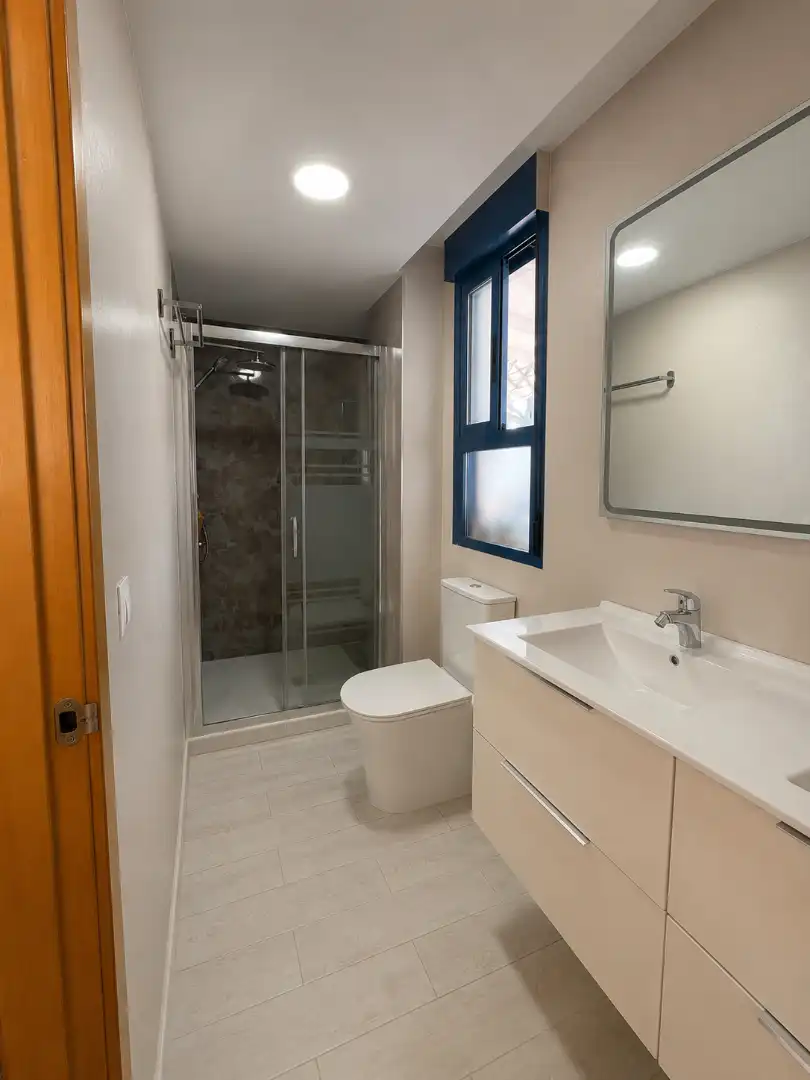 Badezimmer von Dachboden zum Verkauf in Moncofa mit Heizung, Terrasse und Abstellraum