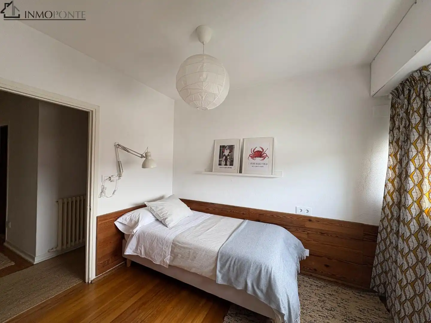 Bedroom of Flat for rent in Pontevedra Capital 