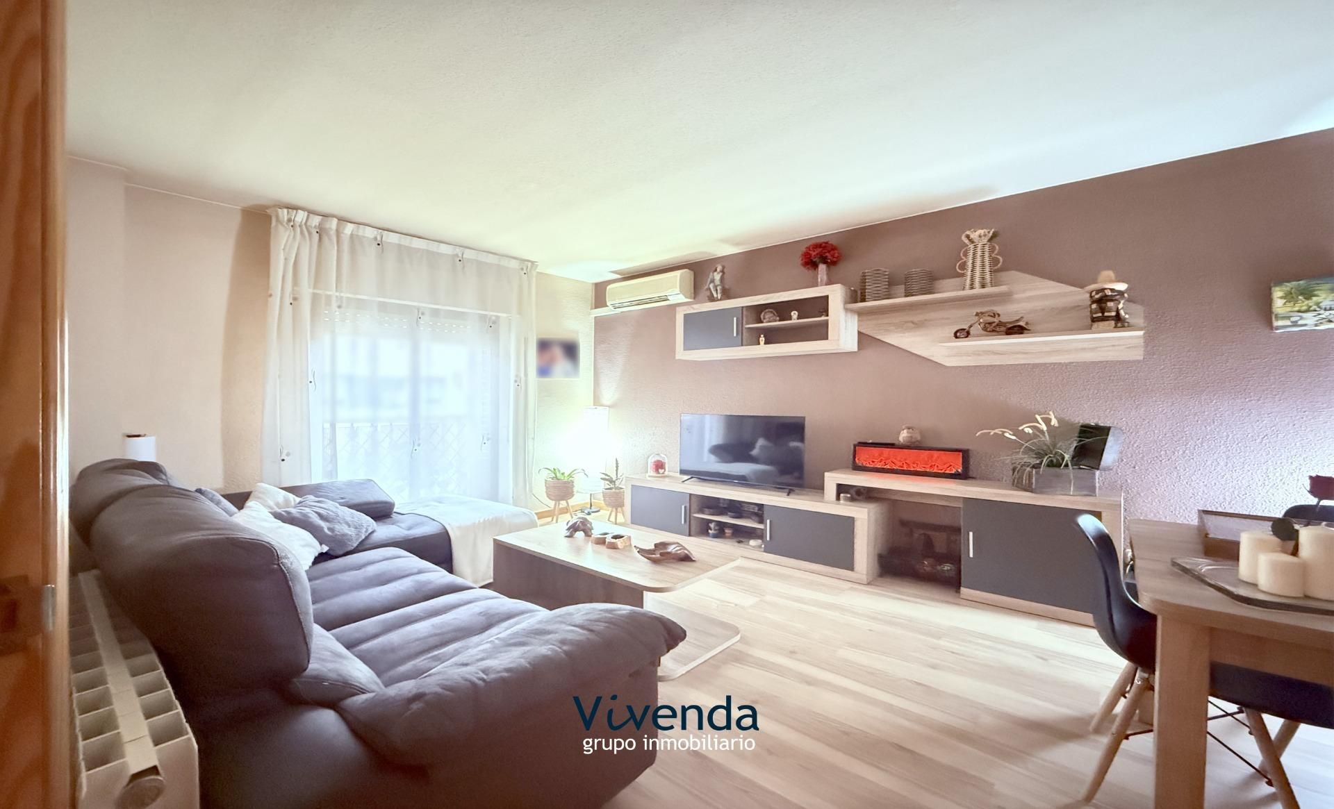 Sala d'estar de Pis en venda en Fuenlabrada amb Calefacció, Traster i Balcó