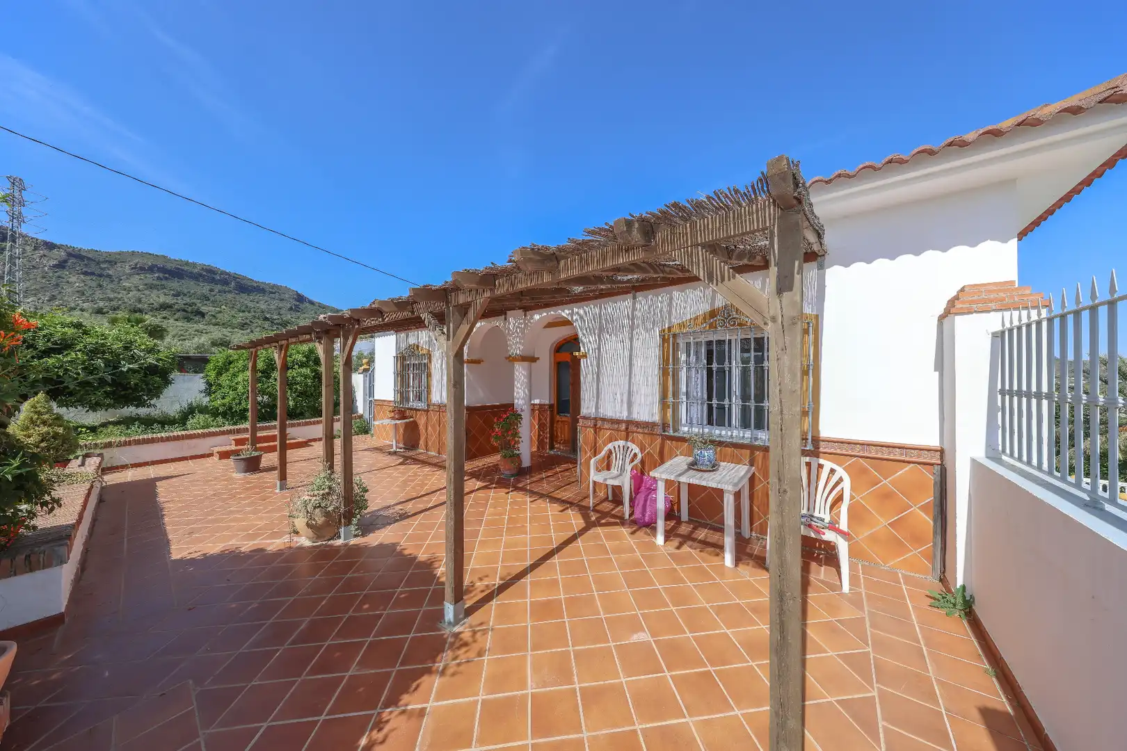 Terrasse von Haus oder Chalet zum Verkauf in Madrid mit Privatgarten, Abstellraum und Schwimmbad