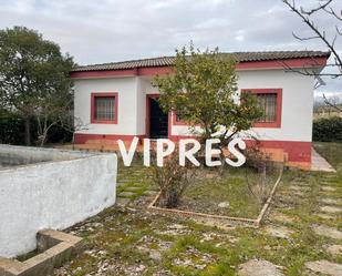 Vista exterior de Residencial en venda en Don Álvaro
