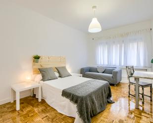 Flat to share in Calle de Lope de Rueda,  Madrid Capital