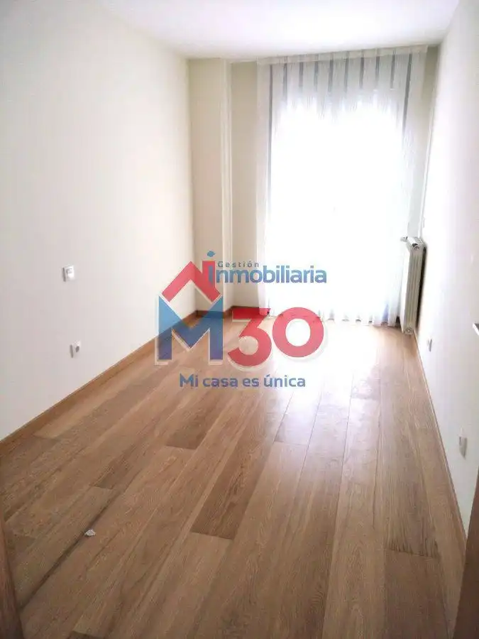 Dormitori de Pis en venda en Miranda de Ebro amb Calefacció, Terrassa i Traster