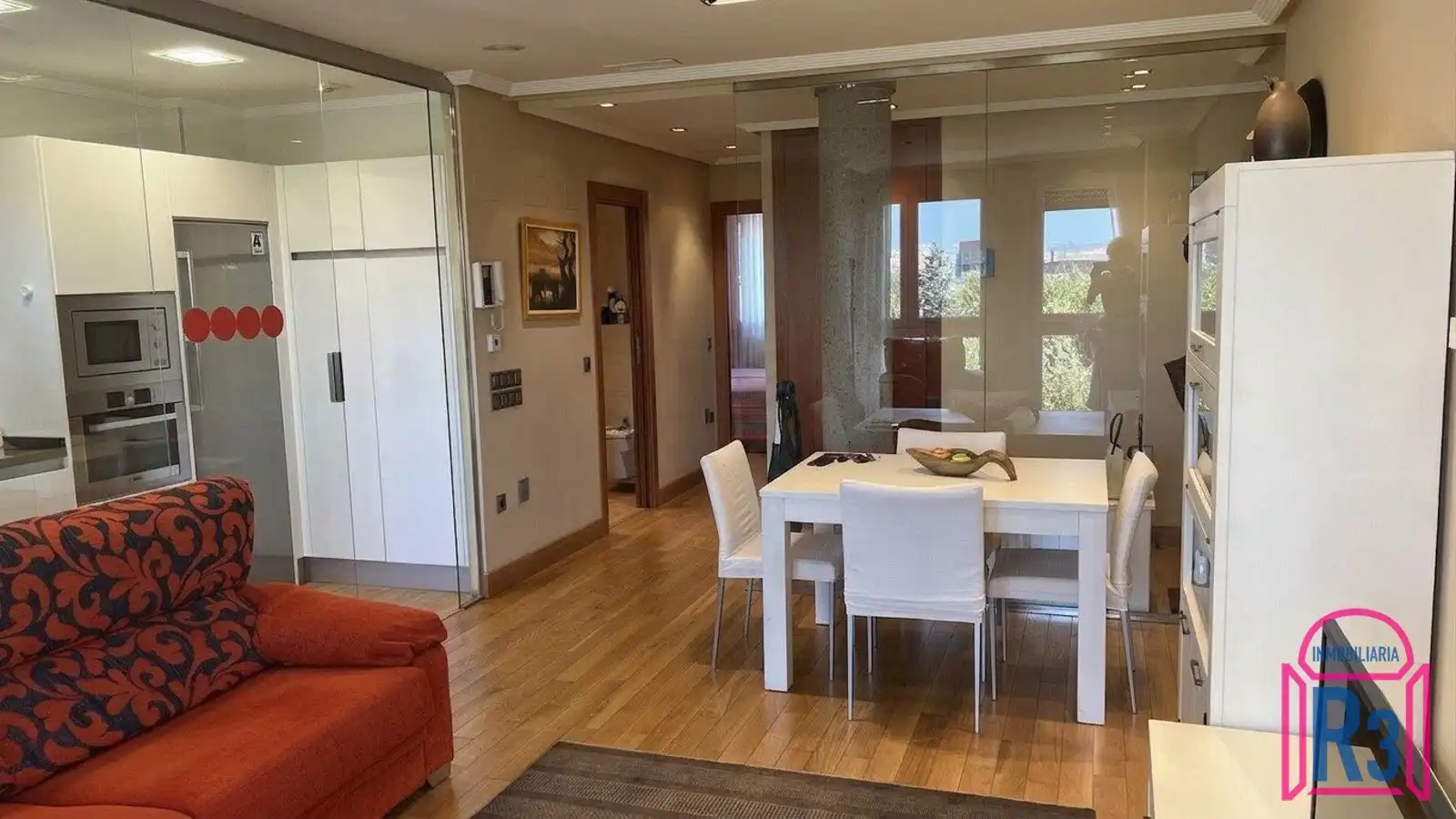 Comedor de Apartamento en venta en León Capital  con Calefacción, Terraza y Trastero