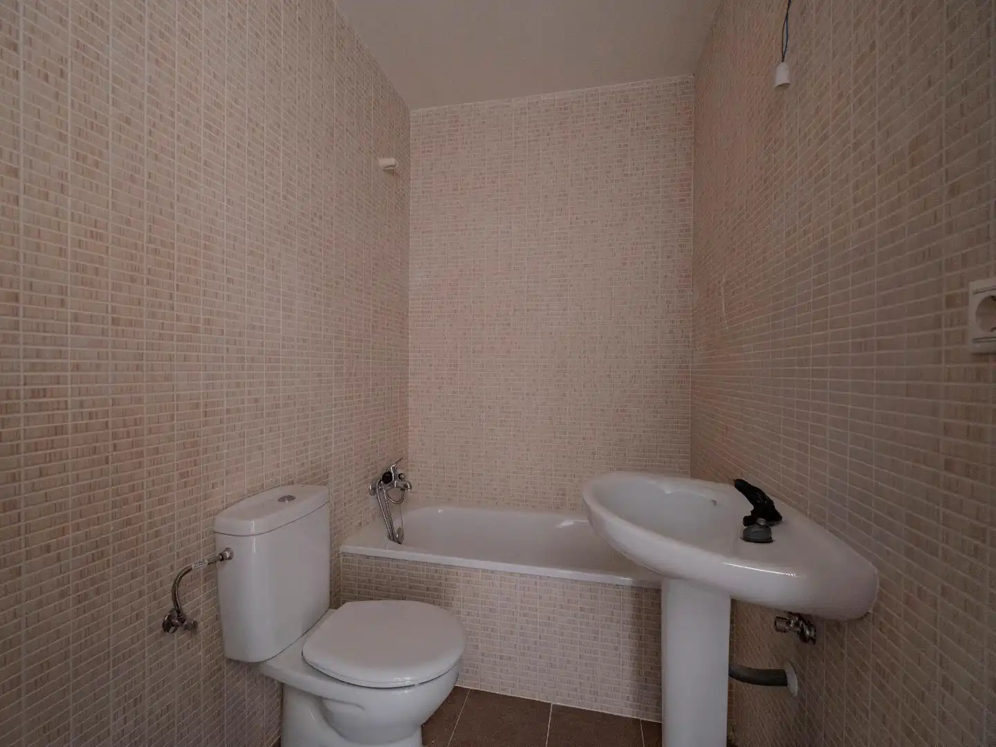 Baño de Piso en venta en Ávila con Trastero
