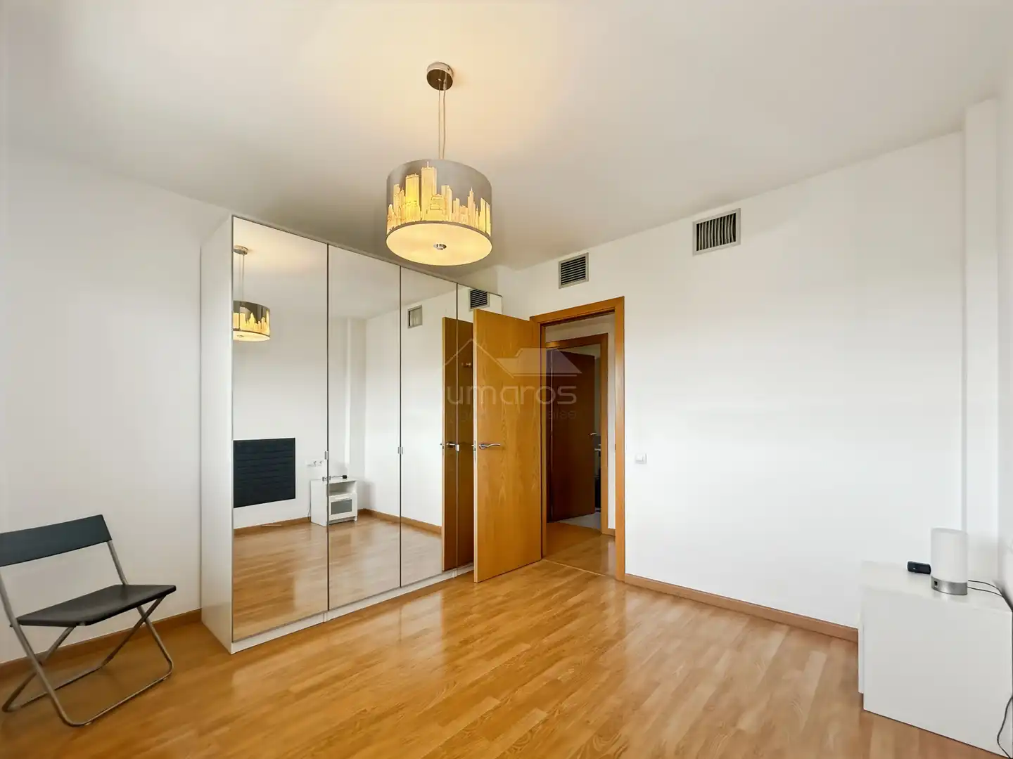 Habitación de Piso en venta en Empuriabrava con Aire acondicionado, Calefacción y Terraza