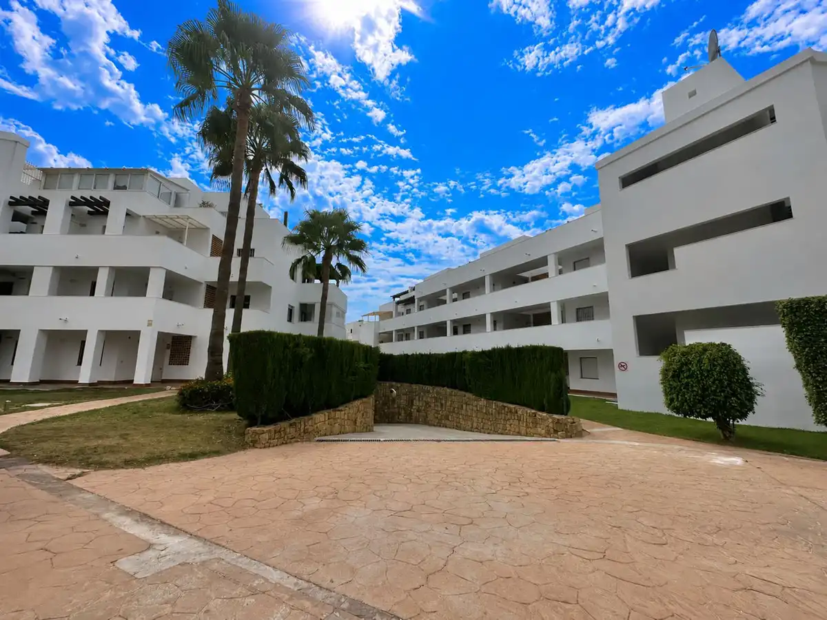 Außenansicht von Wohnungen zum Verkauf in Mijas mit Klimaanlage, Heizung und Terrasse