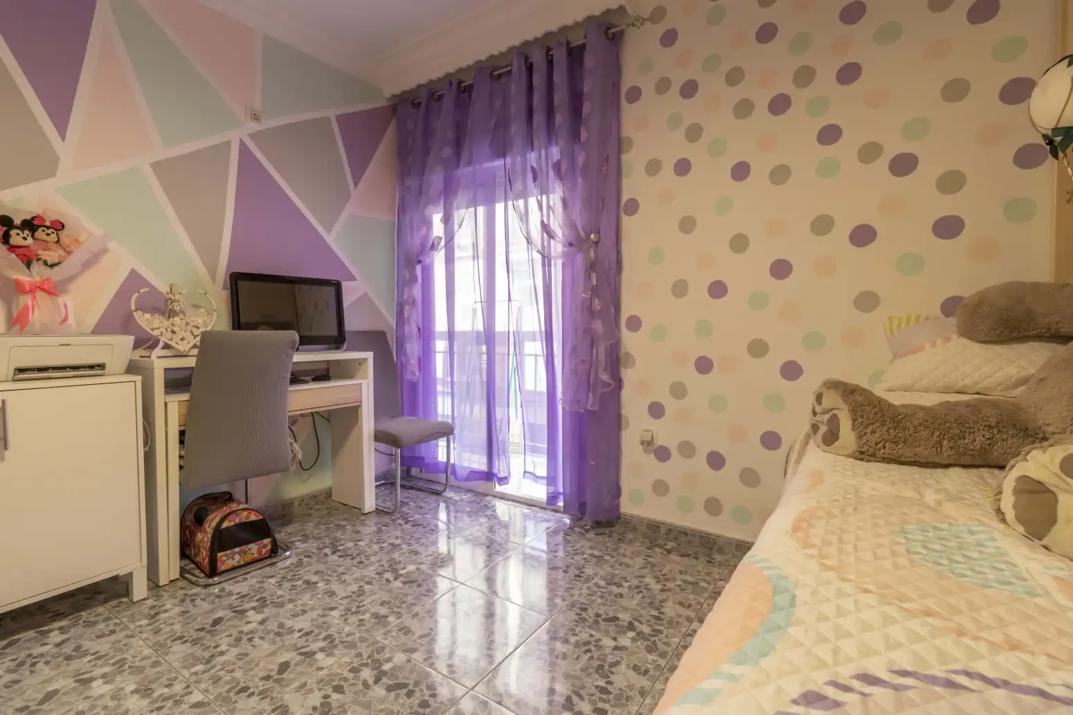 Bedroom of Flat for sale in Sevilla  with Air Conditioner, Storage room and Balcony