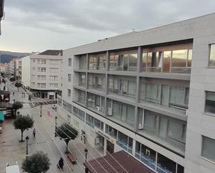 Vista exterior de Pis en venda en Boiro amb Terrassa, Traster i Moblat