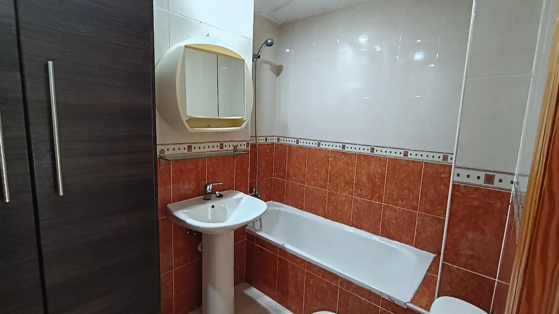 Bathroom of Flat for sale in Roquetas de Mar  with Air Conditioner, Heating and Terrace