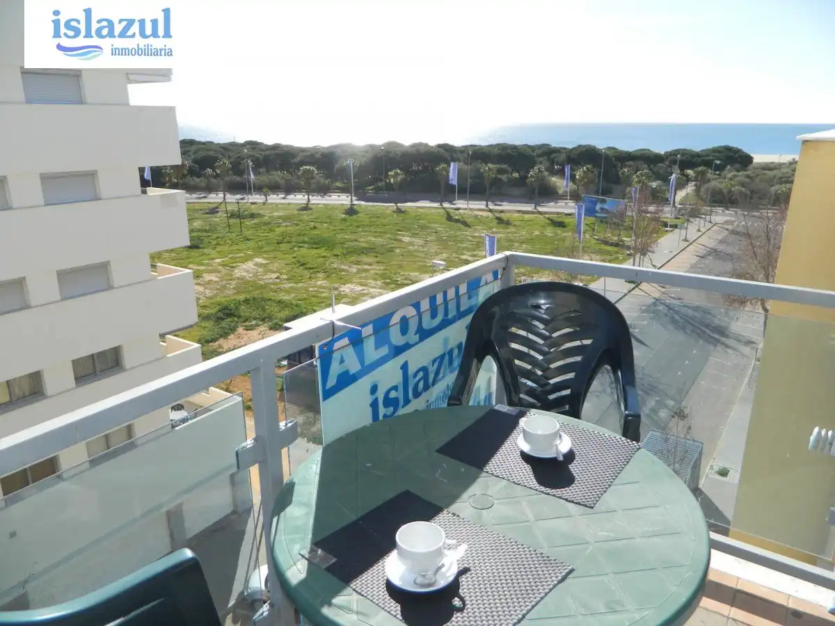 Terraza de Apartamento de alquiler en Isla Cristina con Aire acondicionado, Jardín privado y Terraza