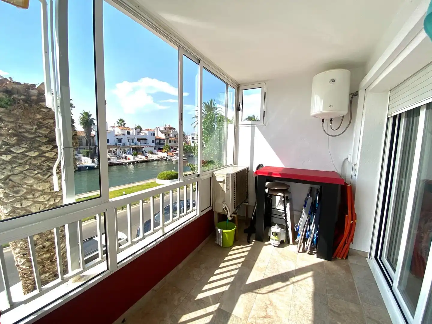 Piso con terraza en venta en Empuriabrava, imagen 3
