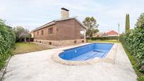 Swimming pool of House or chalet for sale in Villanueva de la Cañada  with Heating, Private garden and Swimming Pool