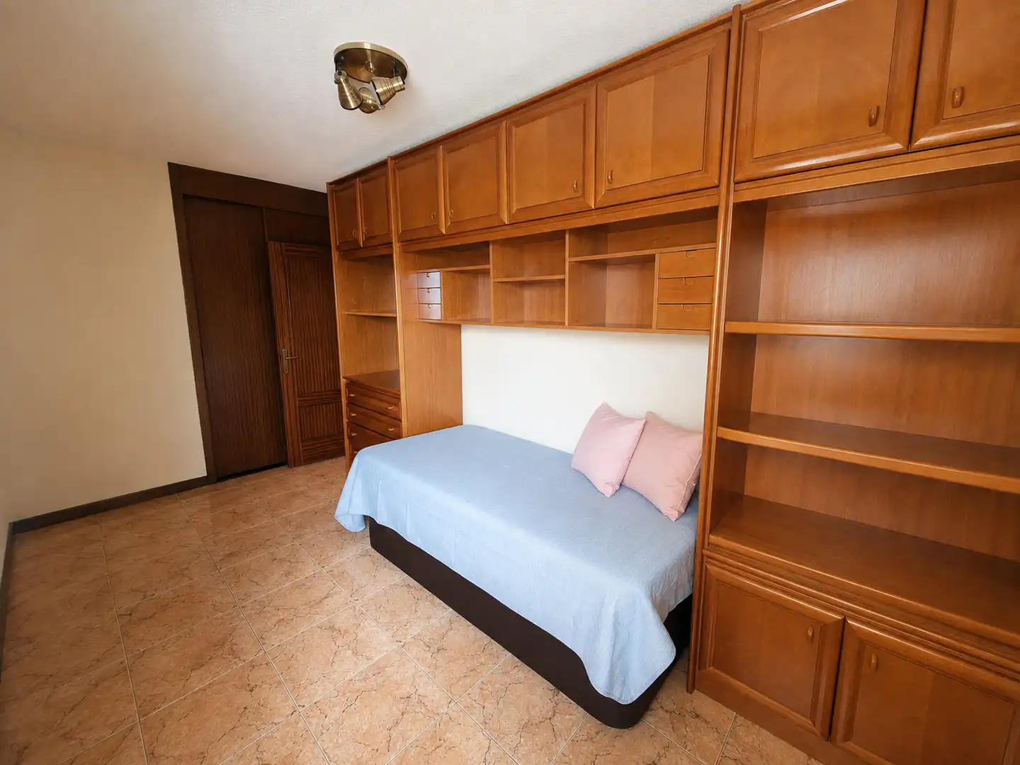 Schlafzimmer von Wohnung zum Verkauf in Coslada mit Klimaanlage, Heizung und Terrasse