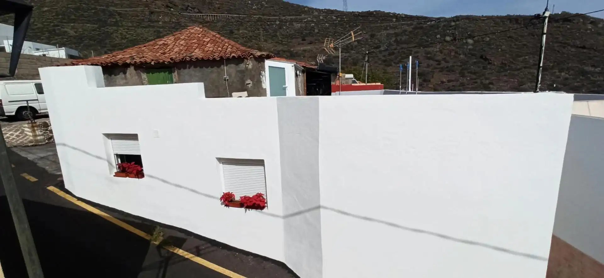 Vista exterior de Casa o xalet en venda en Candelaria amb Aire condicionat, Jardí privat i Terrassa