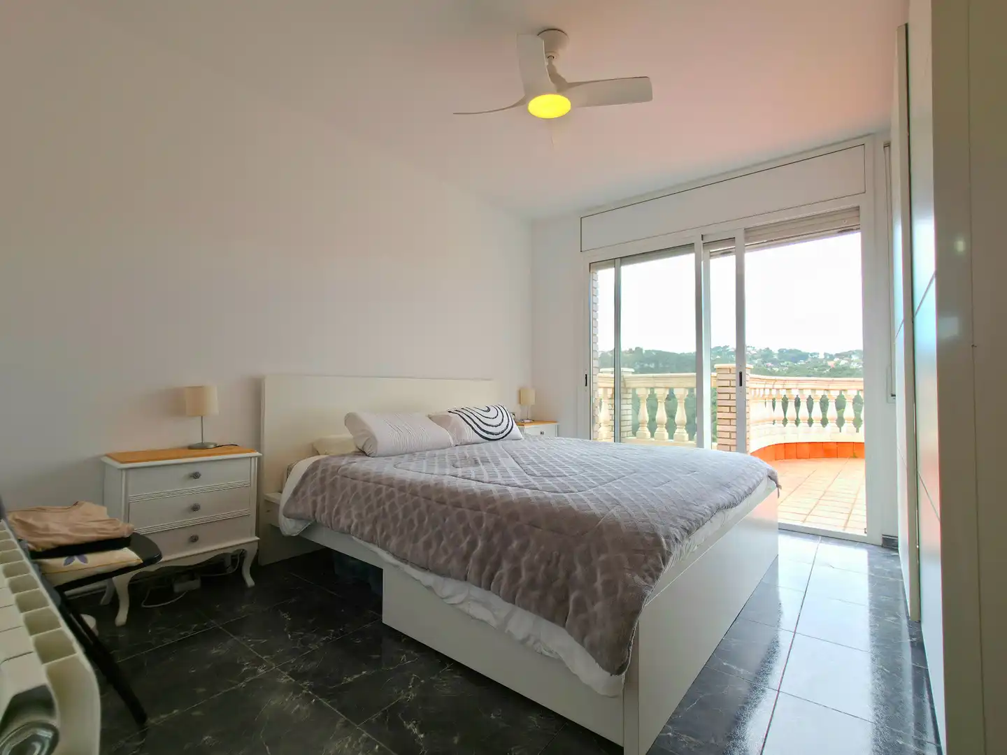Dormitori de Casa o xalet en venda en Sant Andreu de la Barca amb Aire condicionat, Calefacció i Jardí privat