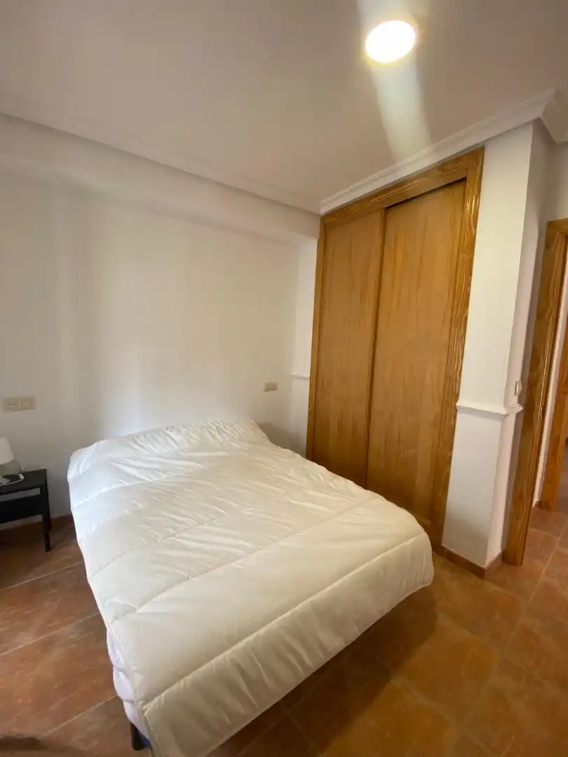 Bedroom of Houses for share in Jaén  with Air Conditioner, Private garden and Terrace