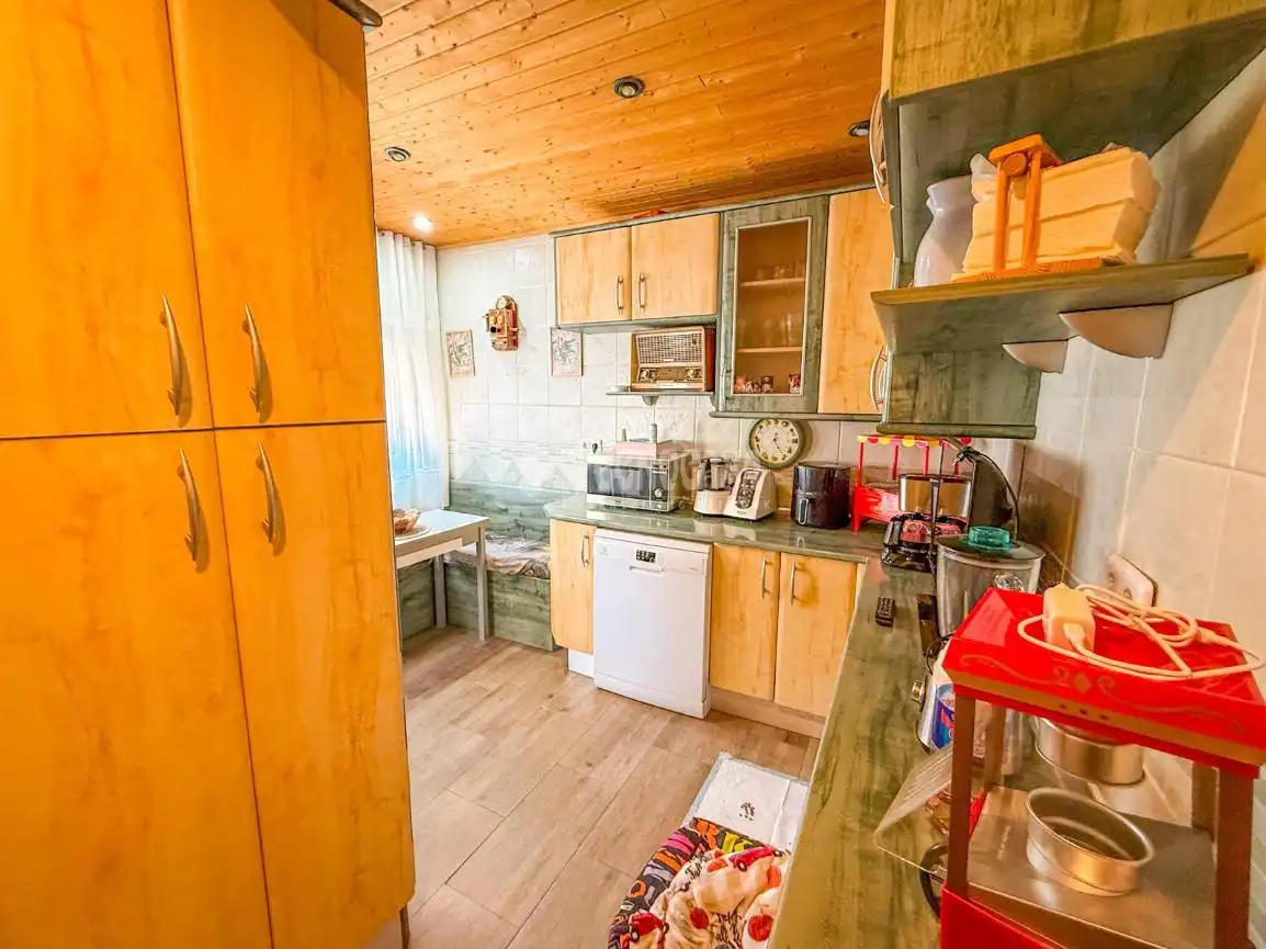 Kitchen of Flat for sale in Parla  with Air Conditioner, Heating and Terrace