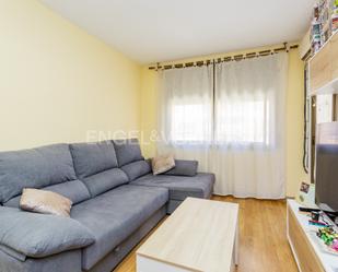 Living room of Apartment for sale in Sant Andreu de la Barca  with Air Conditioner and Balcony