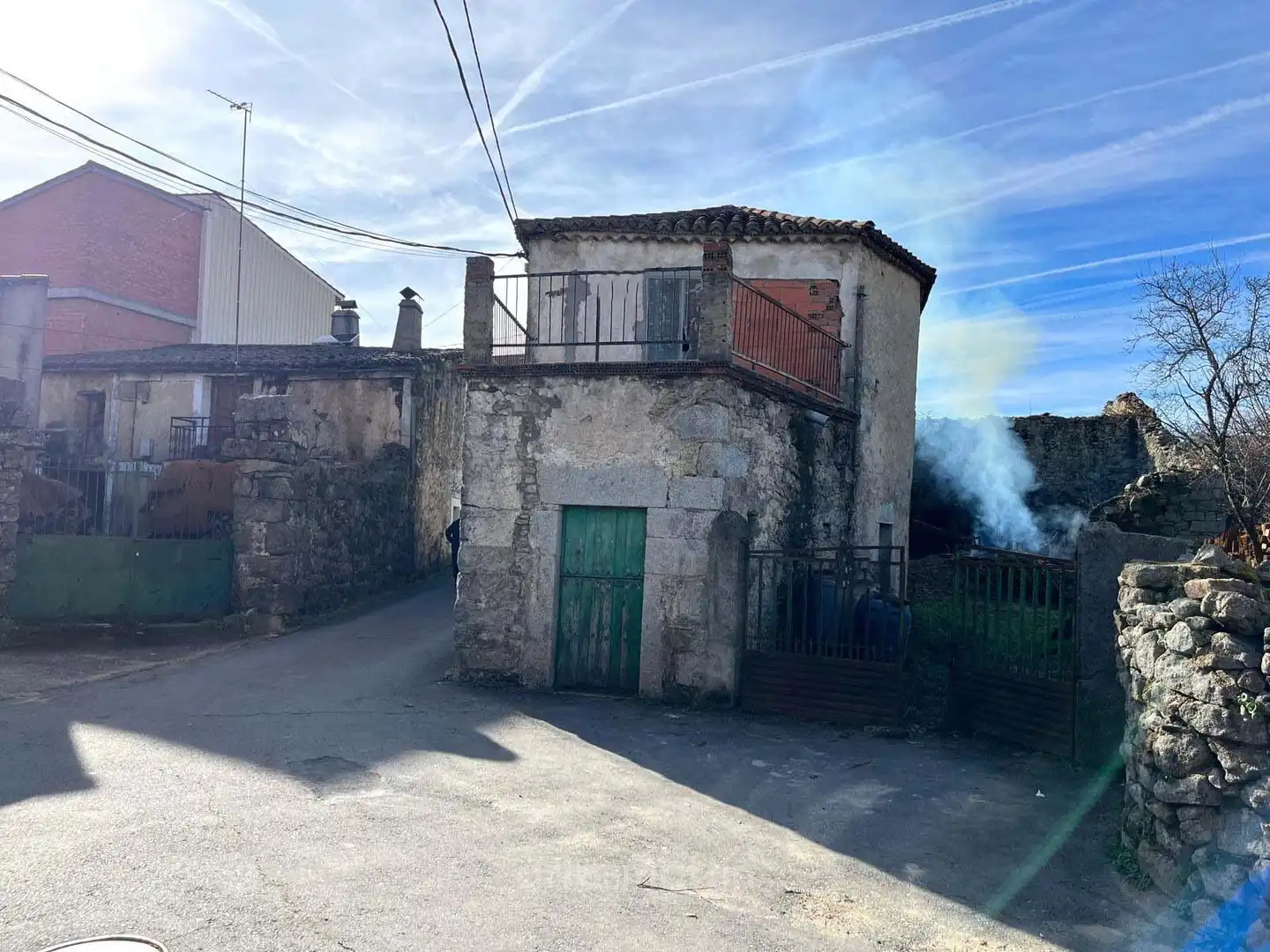Vista exterior de Casa o chalet en venta en Linares de Riofrío