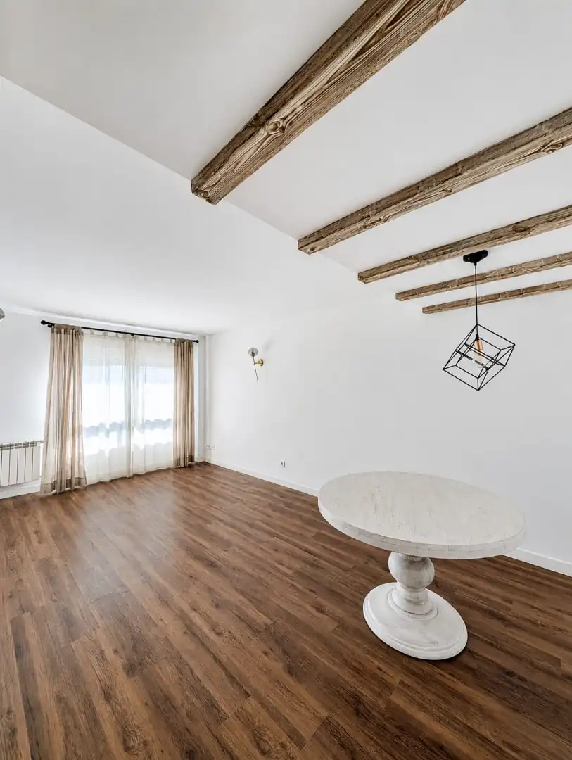 Sala de estar de Piso de alquiler en Boadilla del Monte con Aire acondicionado, Calefacción y Trastero