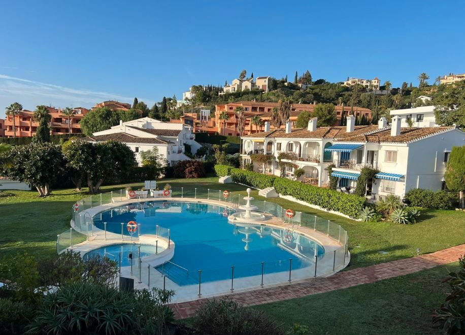 Jardí de Apartament en venda en Estepona amb Aire condicionat, Calefacció i Terrassa