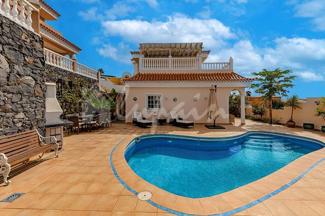 Casa-chalet en Venta en Callao Salvaje - Playa Paraíso