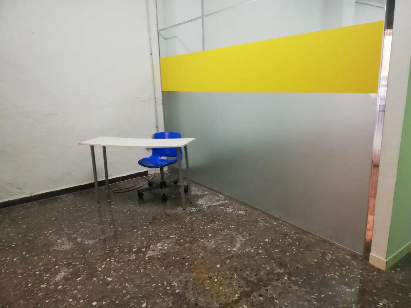 Business premises for sale in Calle SAN JACINTO, imagen 2
