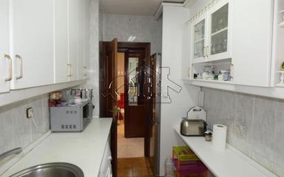 Kitchen of Flat for sale in Alcalá de Henares  with Air Conditioner, Heating and Terrace