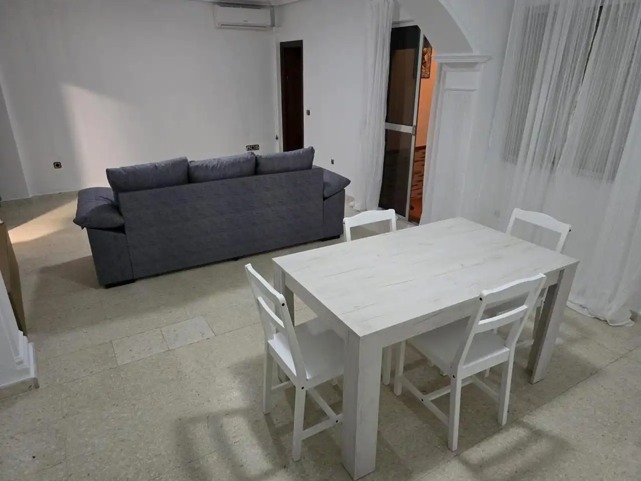 Sala de estar de Piso en venta en Dos Hermanas con Aire acondicionado, Terraza y Trastero