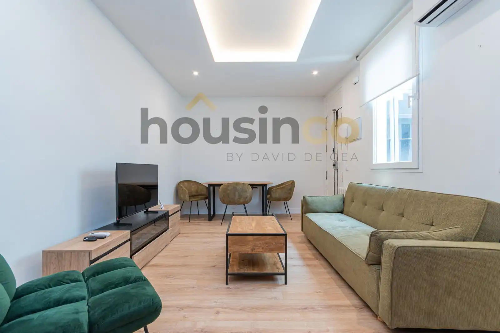 Living room of Flat for rent in Madrid  with Air Conditioner, Heating and Terrace