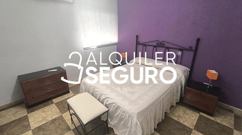 Foto 4 von Wohnung zur Miete in Obradoiro, Parque Alcosa, Sevilla Capital