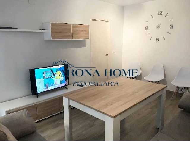 Vista exterior de Pis de lloguer en  Córdoba Capital amb Aire condicionat, Terrassa i Moblat