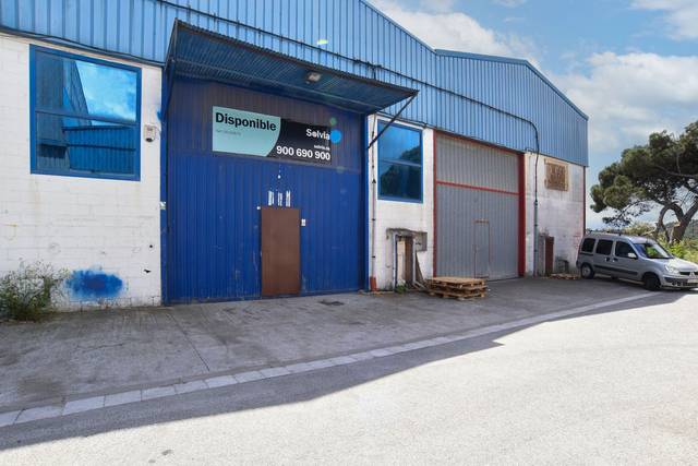 Nave industrial en Alquiler en Polígon Can Font de la Parera en La Roca del Vallès