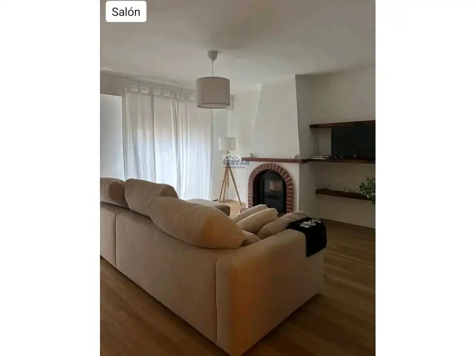 Sala d'estar de Casa o xalet en venda en Beniarbeig amb Calefacció, Terrassa i Moblat