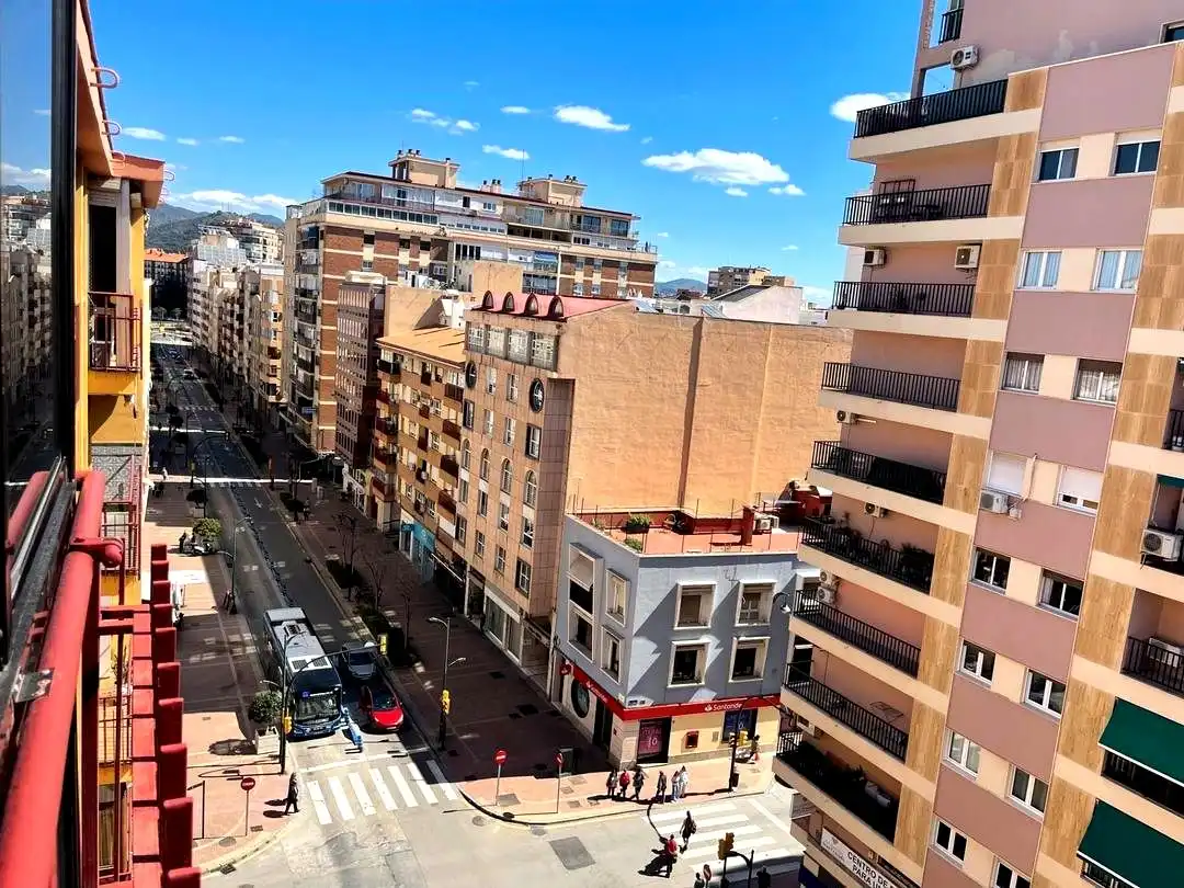 Flat with terrace for sale in Calle Cuarteles